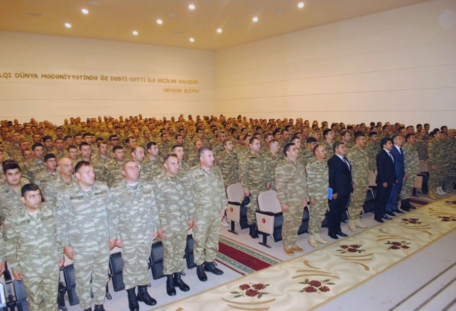 Hərbi qulluqçuların iştirakı ilə seminar keçirilib