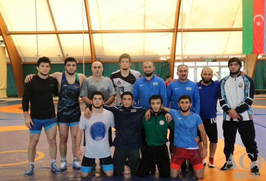 منتخب أذربيجان للمصارعة الحرة يشغل مركزا ثالثا في بطولة العالم