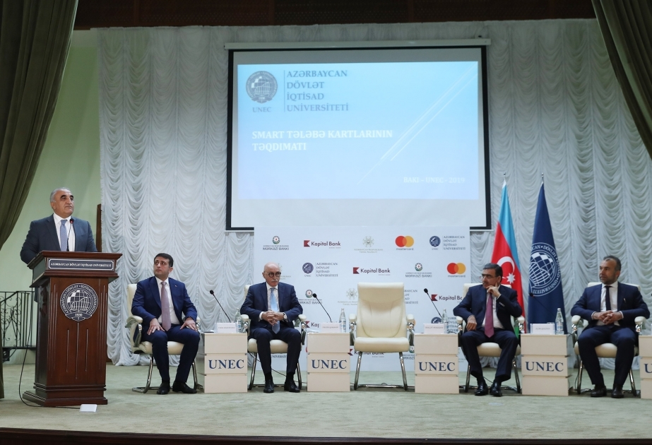 Tarjeta Inteligente Universitaria se presenta en Azerbaiyán