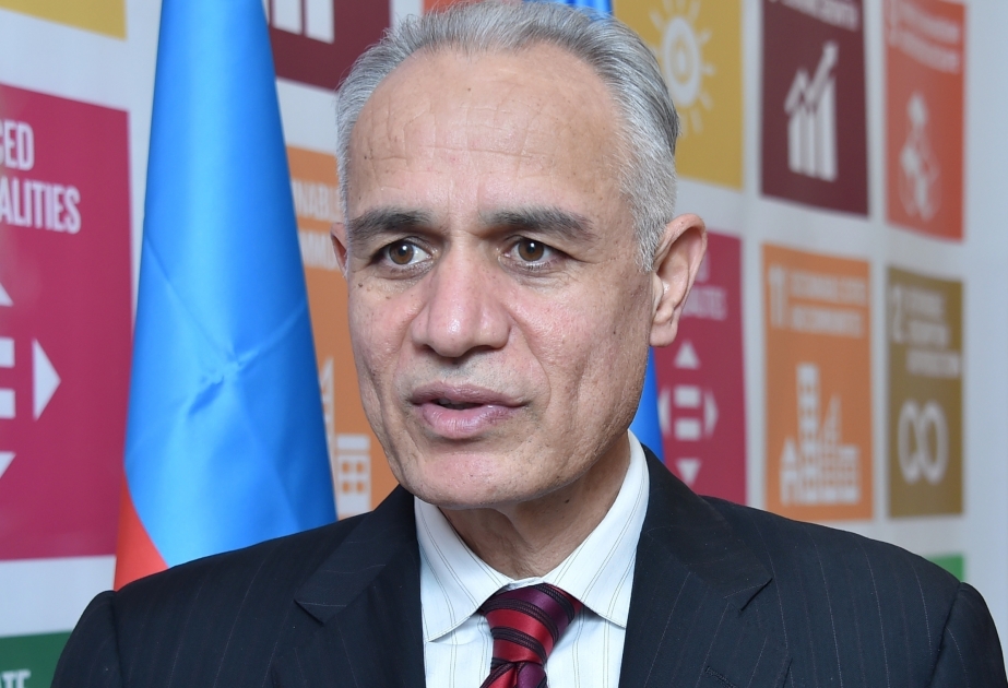 Ghulam Isaczai : Célébrer le 650e anniversaire du grand poète en plantant 650 000 arbres doit être salué