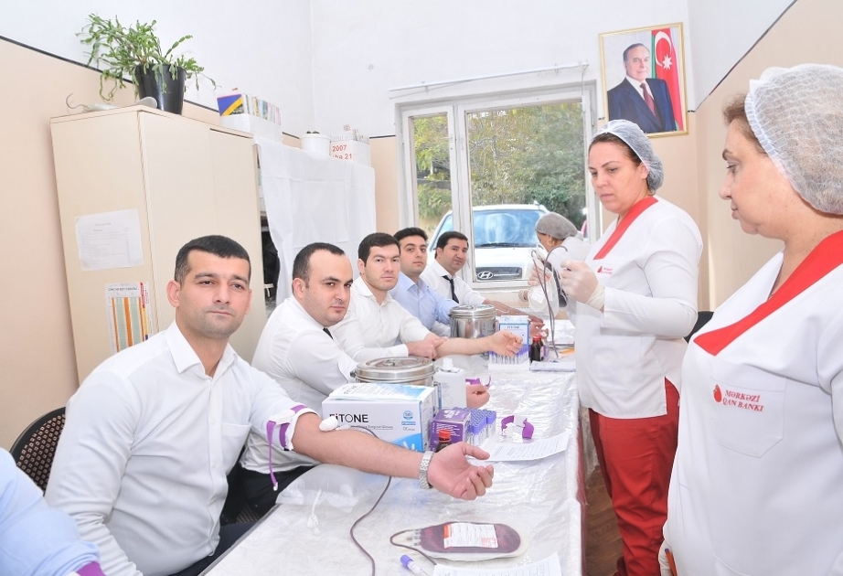 Abşeronlular qan xəstəliklərindən əziyyət çəkənlərə yardım ediblər