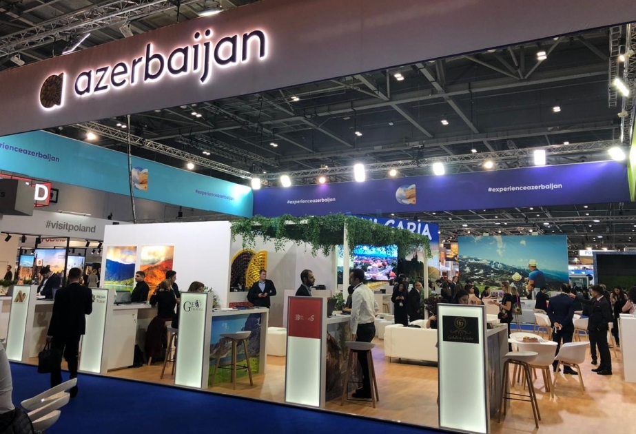 Azərbaycanın turizm potensialı Londonda böyük sərgi stendi ilə təbliğ olunur