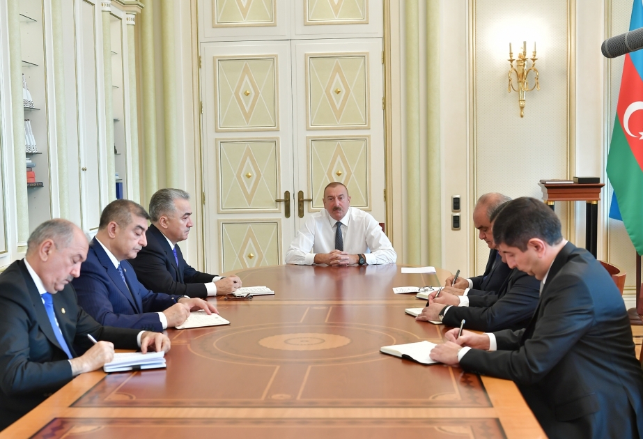 Prezident İlham Əliyev Şirvan şəhər, Zərdab, Bakının Suraxanı, Yasamal, Xətai rayonlarına yeni təyin olunan icra hakimiyyəti başçılarını qəbul edib VİDEO