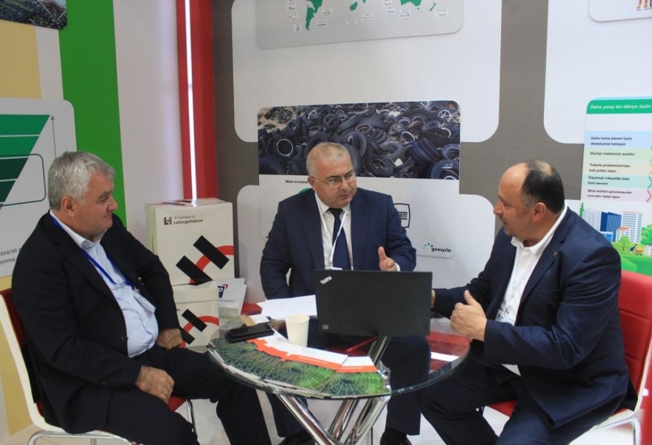 ®  Holcim Azerbaijan offers new solution for sustainable waste management