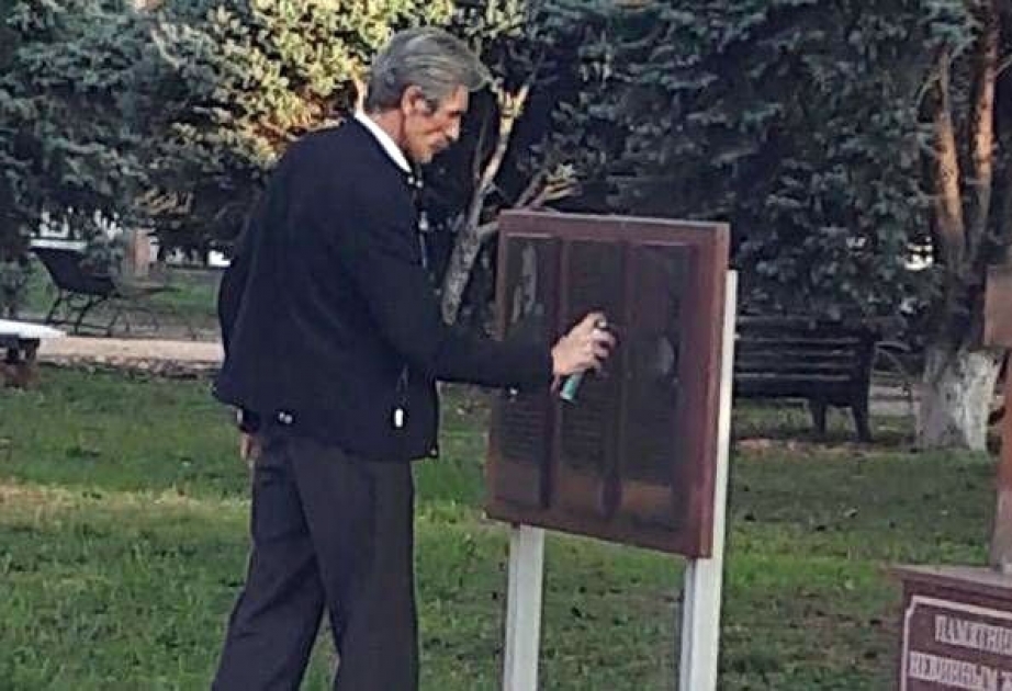Erməni cəlladı Njdenin armavirli deputat tərəfindən qara rənglə boyanmış xatirə lövhəsi bərpa olunacaqmı?