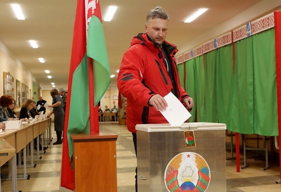 Belarusda parlament seçkiləri keçirilir