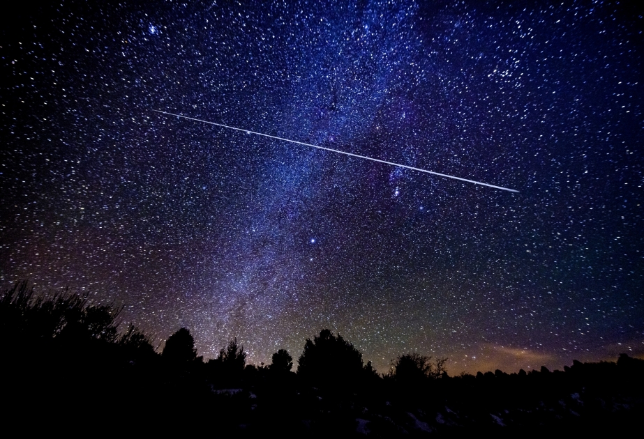 Bu gecə Leonid meteor yağışının atmosferdə maksimum aktivliyi müşahidə olunub