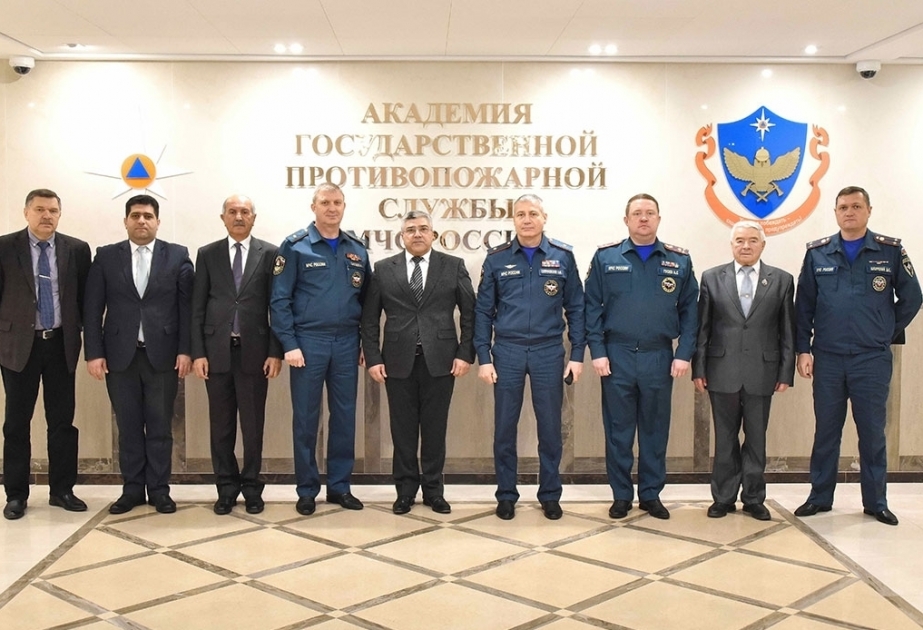 La delegación del Ministerio de Situaciones de Emergencia celebró varias reuniones con las autoridades pertinentes en Rusia