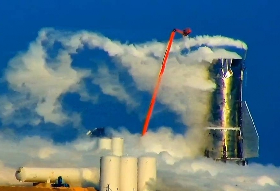 SpaceX’s prototype Starship rocket partially bursts during testing in Texas