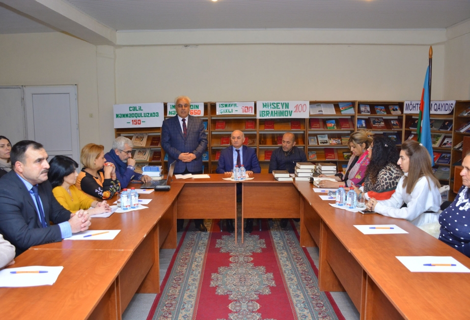 Nəsiminin bədii yaradıcılığının türk ədəbiyyatının təkmilləşməsində müstəsna rolu var