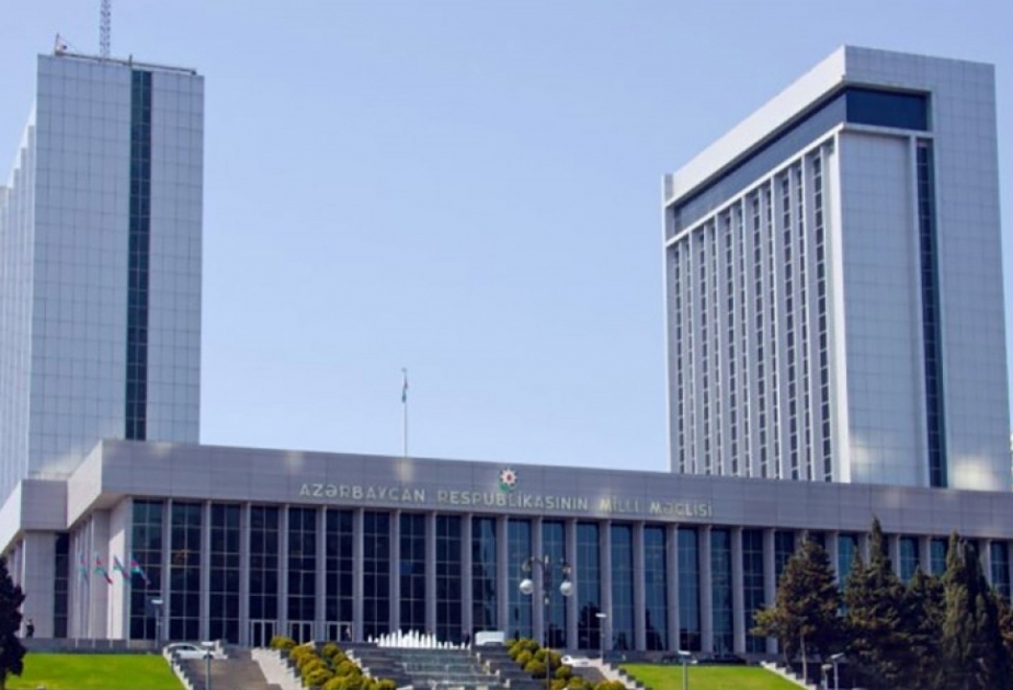Relaciones entre Azerbaiyán y Francia se desarrollan en una línea ascendente
