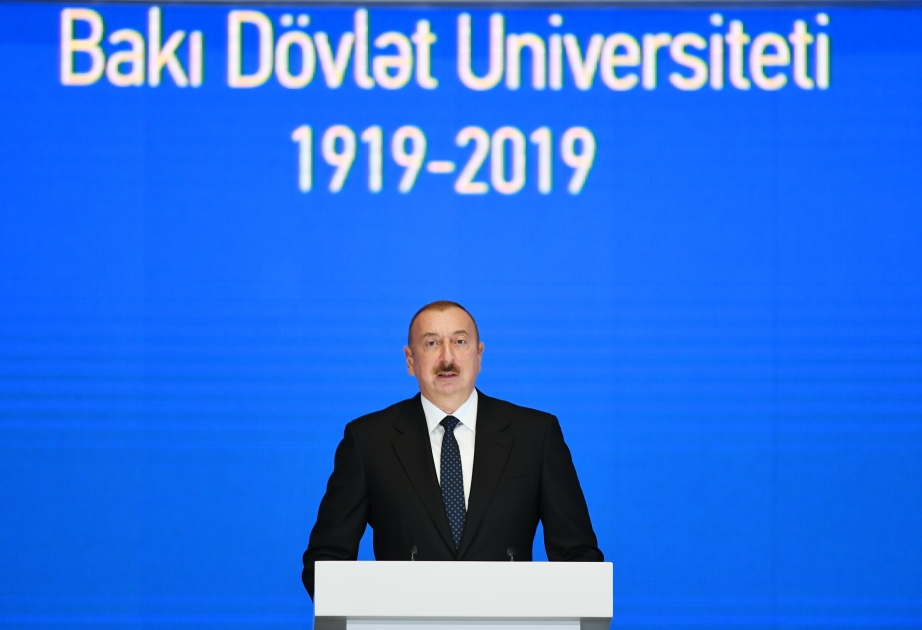 Prezident İlham Əliyev Bakı Dövlət Universitetinin 100 illik yubileyi münasibətilə keçirilən mərasimdə iştirak edib YENİLƏNİB 2 VİDEO
