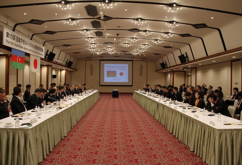 Representantes de los ferrocarriles de Azerbaiyán y Japón discuten las oportunidades de cooperación