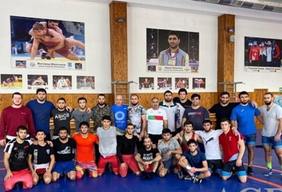 Luchadores azerbaiyanos de estilo libre competirán en la Copa Intercontinental Alrosa 2019