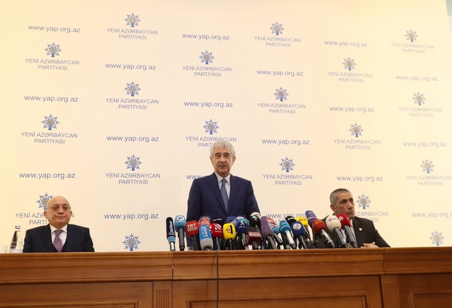 الحزب الحاكم الأذربيجاني يقرر في توجيه نداء إلى الرئيس الأذربيجاني حول حل البرلمان