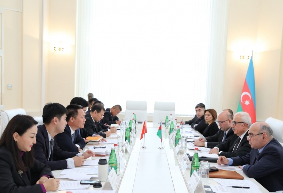 الصين تستثمر 832 مليون دولار في اقتصاد أذربيجان حتى الآن