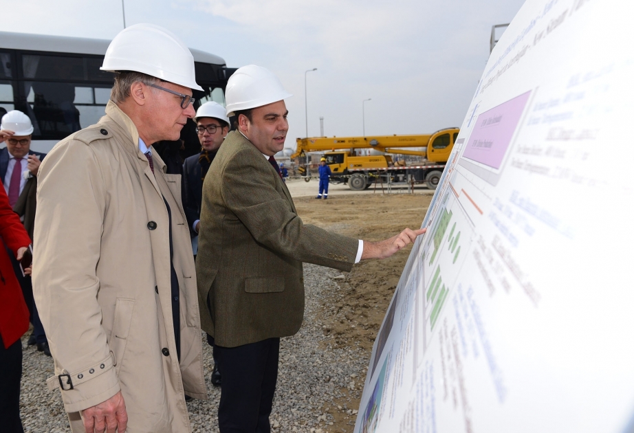 Embajador alemán en Azerbaiyán se familiarizó con los proyectos implementados en la Asociación de Producción "Azerikimya"