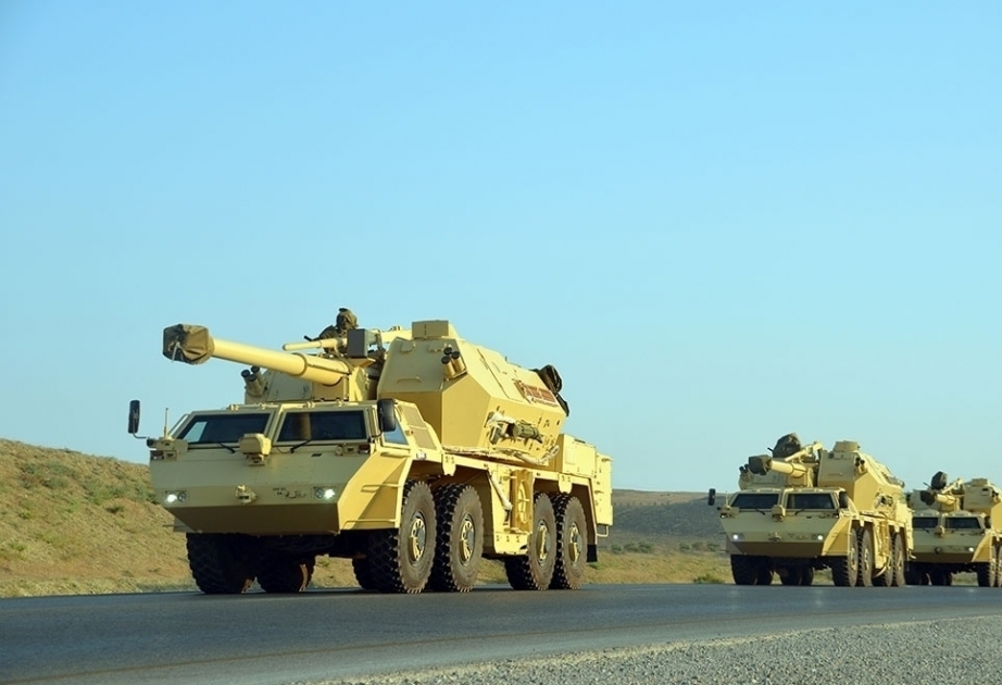 Ejército de Azerbaiyán comienza ejercicios tácticos de Unidades de Cohetes y Artillería