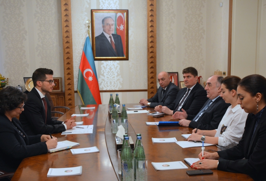 Canciller azerbaiyano recibe al flamante embajador israelí en Azerbaiyán