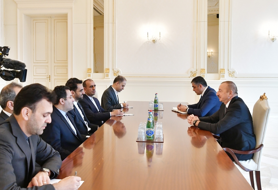 El presidente Ilham Aliyev recibió a una delegación encabezada por el ministro de la Información y Tecnología de las Comunicaciones de Irán, Mohammed-Javad Azari Jahromi