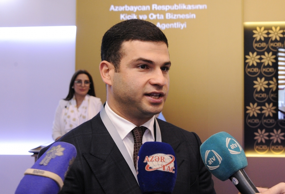 En la exposición "Bakutel" se presentó por primera vez una empresa virtual