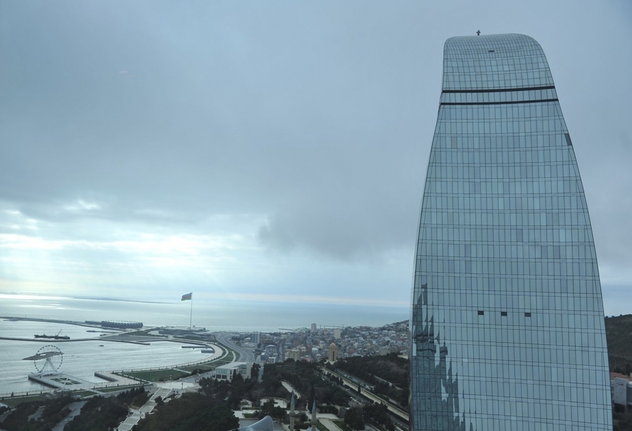 В четверг в Баку и на Абшеронском полуострове ожидается переменная облачность, временами будет пасмурно