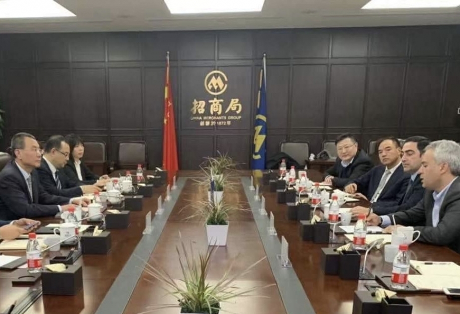 Azerbaiyán y China discuten los temas de asociación