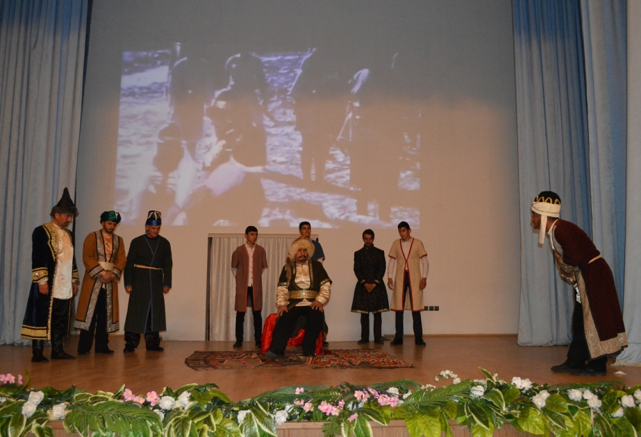 Nəsimi Şərq xalqlarının mədəni sərvətlər xəzinəsində layiqli yer tutan qüdrətli söz ustasıdır