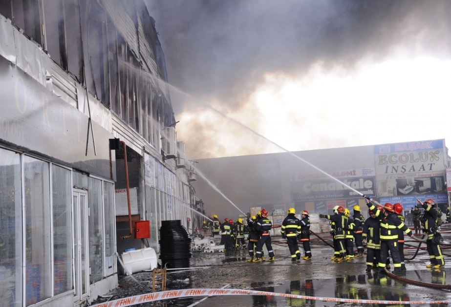 Пожар, произошедший на рынке строительных материалов «EuroHome», полностью потушен