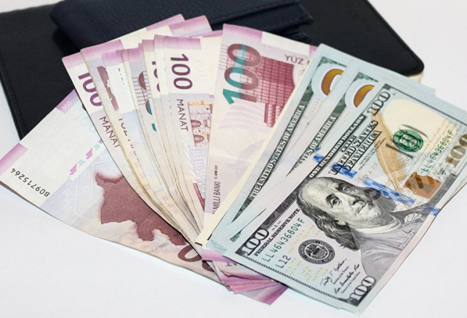 Dekabrın 11-nə USD/AZN rəsmi məzənnəsi 1,7000 manat səviyyəsində müəyyən edilib