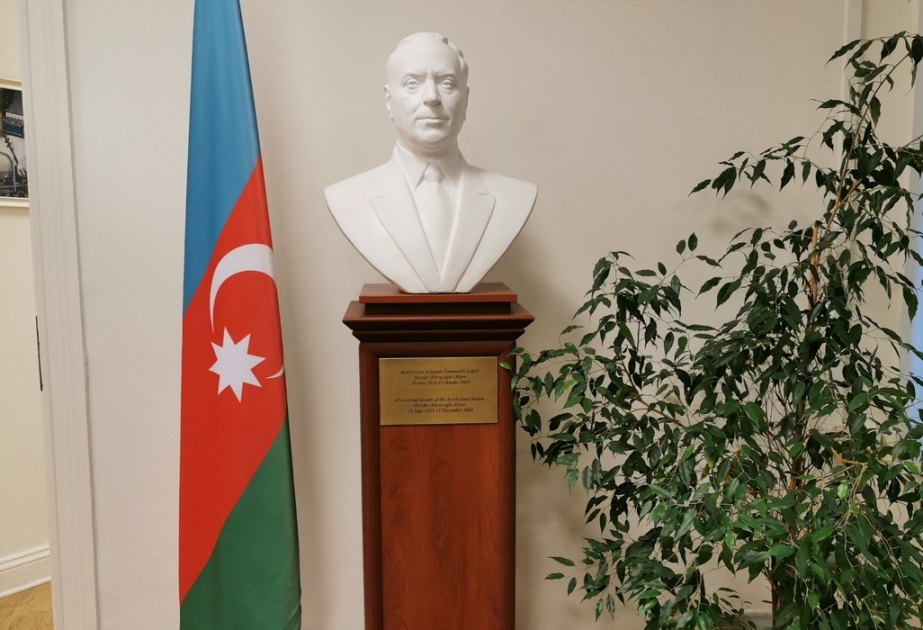 Ümummilli lider Heydər Əliyev öz həyatını xalqa və dövlətə sədaqətlə xidmətə həsr edib