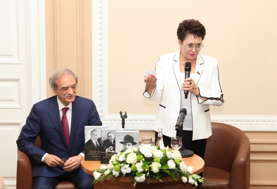 Moskvada Elmira Axundovanın “Heydər Əliyev. Şəxsiyyət və Zaman” roman-tədqiqatının təqdimatı olub VİDEO