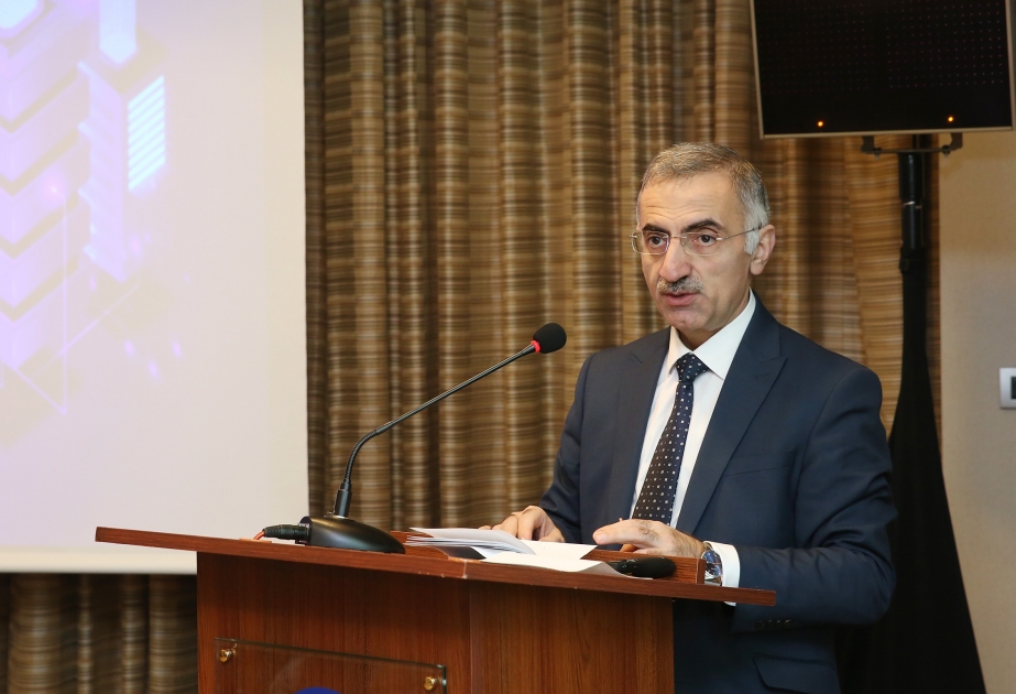 “Dövlət idarəçiliyində böyükhəcmli məlumatlar” mövzusunda seminar keçirilib