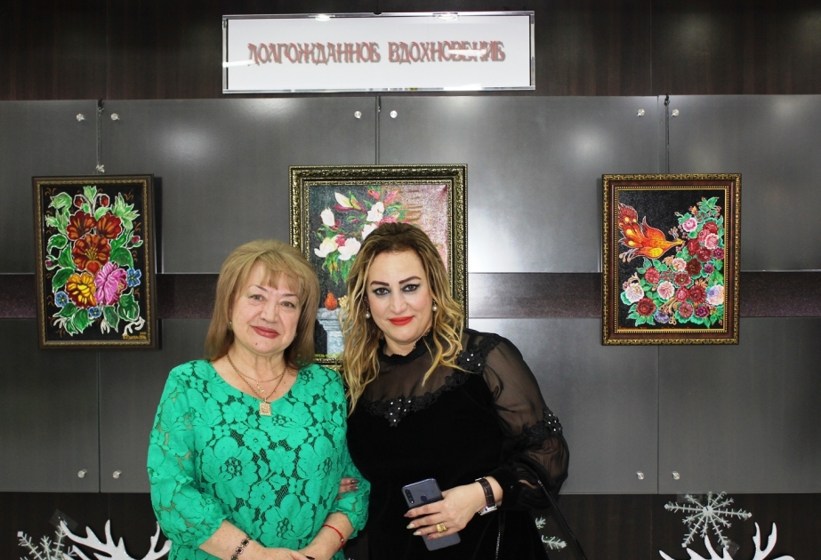 В Баку открылась персональная выставка картин «Долгожданное вдохновение»