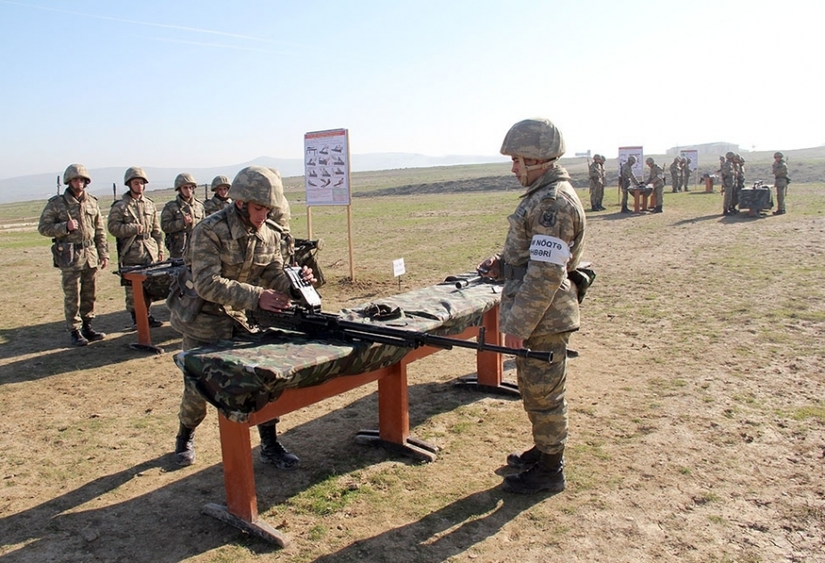 Les élèves-officiers de l’Ecole militaire supérieure d’Azerbaïdjan suivent un entraînement intensif
