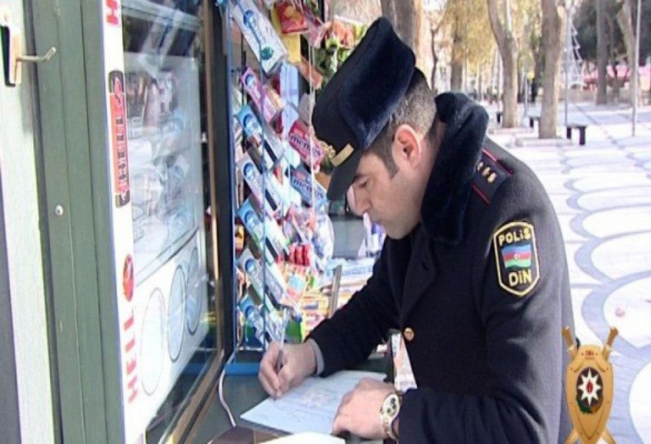 Yetkinlik yaşına çatmayanlara tütün məmulatı satanlar cərimələnib