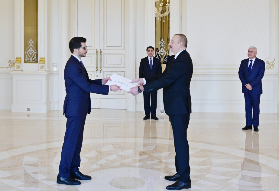 Präsident Ilham Aliyev empfängt neuen israelischen Botschafter VIDEO