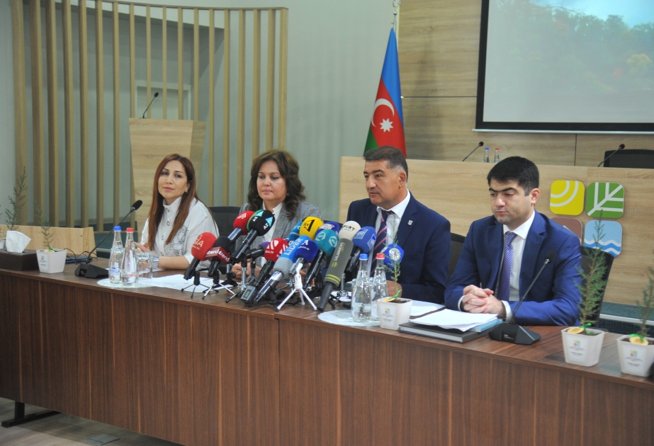Ovçuluq biletinin alınması üçün 545 nəfər "ASAN xidmət" mərkəzinə müraciət edib VİDEO