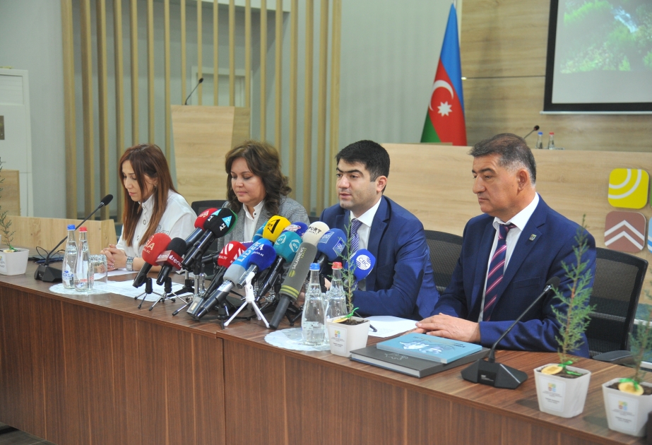 Azərbaycanın milli parklarının ekoturizm marşrutlarını əks etdirən yeni kitab nəşr olunub
