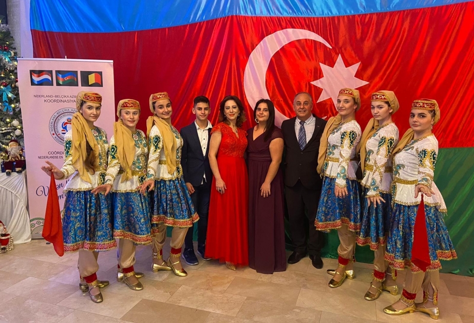 Haaqada Həmrəylik Gününə həsr edilmiş bayram tədbiri keçirilib VİDEO