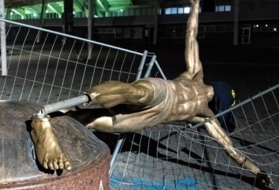 Zlatan Ibrahimovic’s statue in Malmo completely destroyed