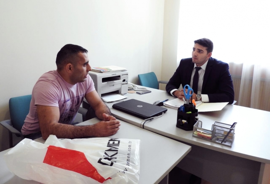 Ukraynada 219 Azərbaycan vətəndaşı yeni nəsil biometrik pasportla təmin edilib