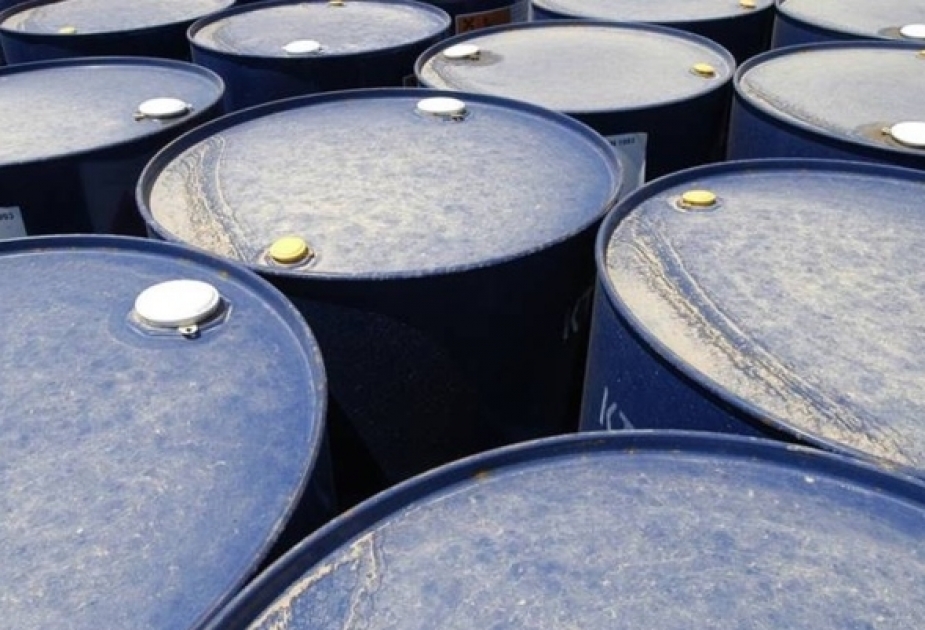 Precio del barril del petróleo azerbaiyano baja