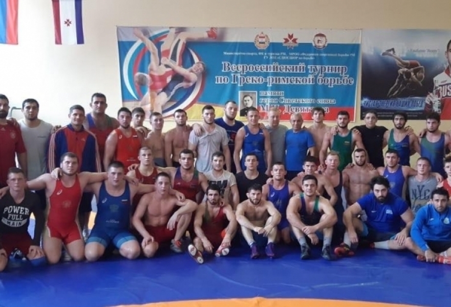 阿塞拜疆国家古典式摔跤队在俄罗斯参加集训