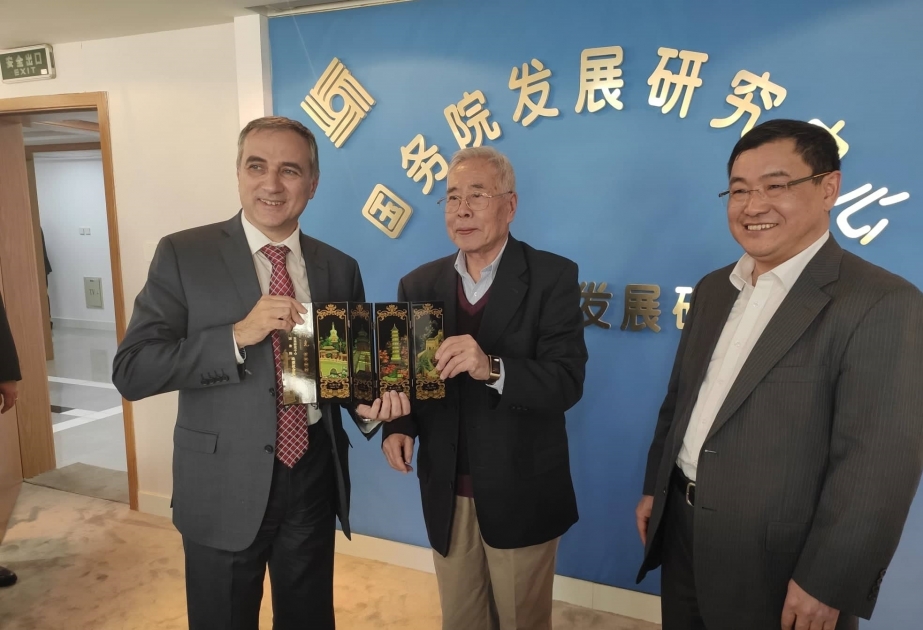 En China, se discutieron proyectos bajo la iniciativa "La Franja y la Ruta"