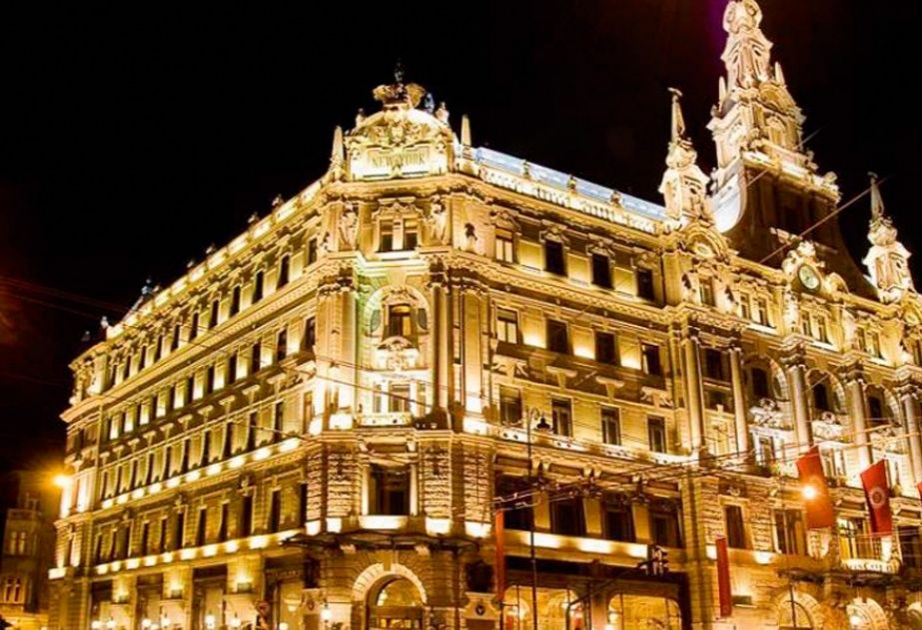 Легендарный дворец Нью-Йорк в Будапеште продан французской компании недвижимости