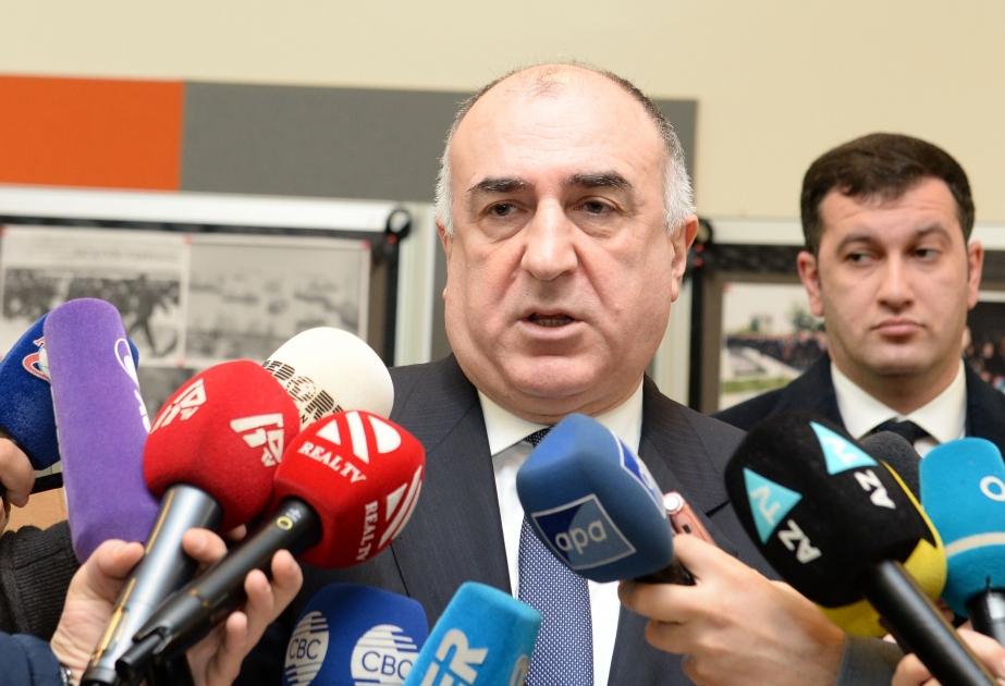 Se reunirán cancilleres de Azerbaiyán y Armenia