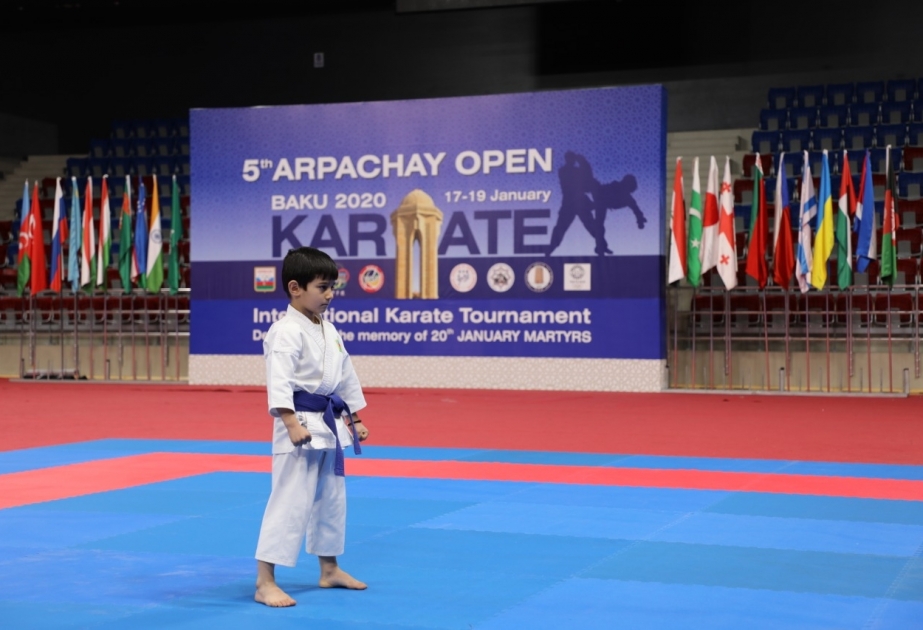Bakıda 20 Yanvar şəhidlərinin xatirəsinə həsr olunmuş ənənəvi beynəlxalq karate turniri start götürüb