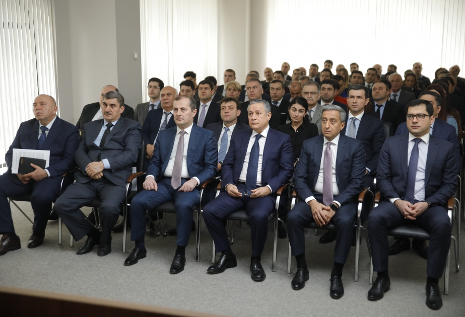 Mənzil İnşaatı Dövlət Agentliyində 20 Yanvar şəhidlərinin xatirəsi yad edilib