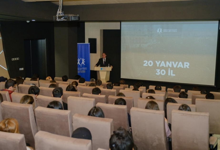 Bakı Gənclər Mərkəzində 20 Yanvar faciəsinin otuzuncu ildönümünə dair tədbir keçirilib
